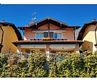 Casa indipendente con piccolo giardino, vista lago