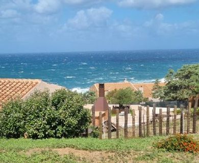 casa con giardino, vista mare