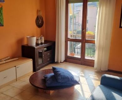 Trilocale con balcone e posto auto privato